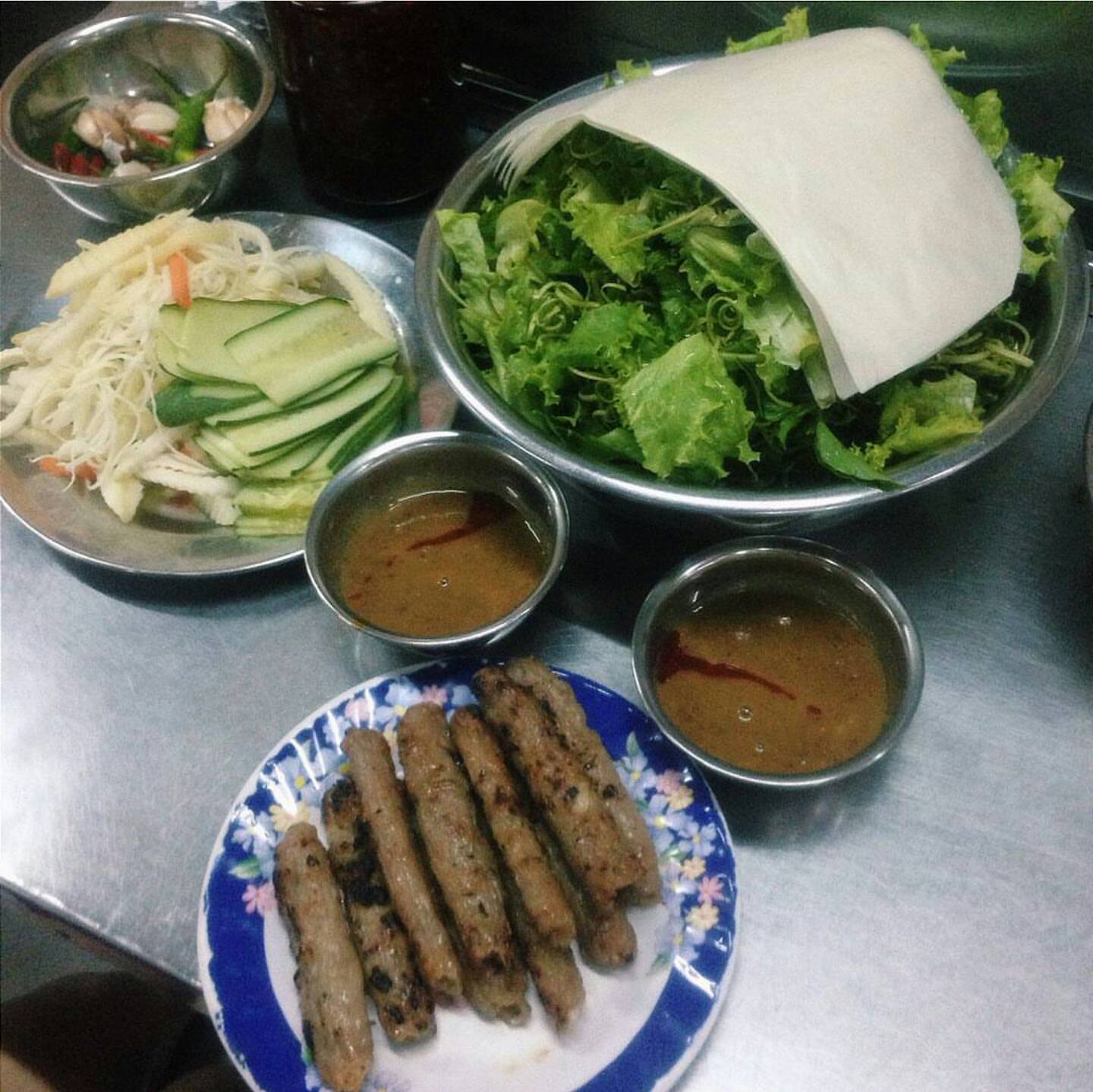 Những món ăn ngon tại Đà Nẵng , nem lụi chợ Cồn